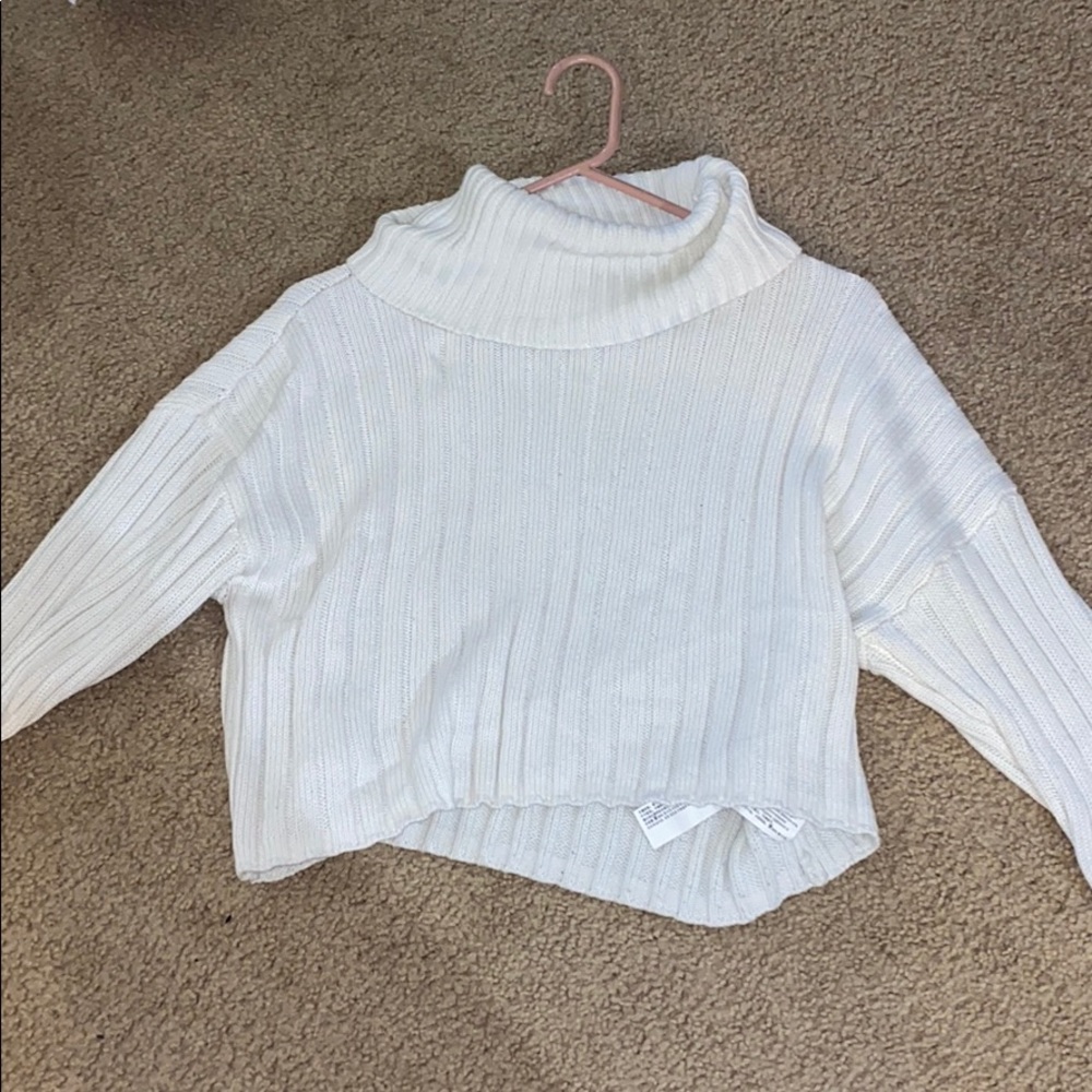 Cropped White Sweater